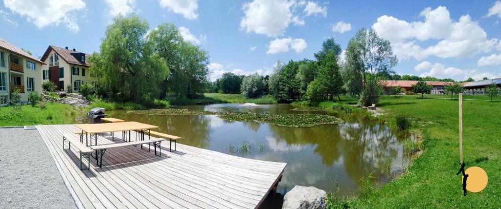 Výhled na řeku, která protéká v blízkosti apartmánu