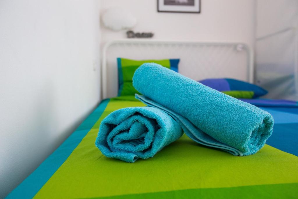 Center eazZynight 2 - 1