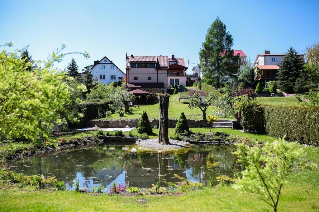 Vonkajšia záhrada v ubytovaní Apartament MER - Idealny dla Ciebie