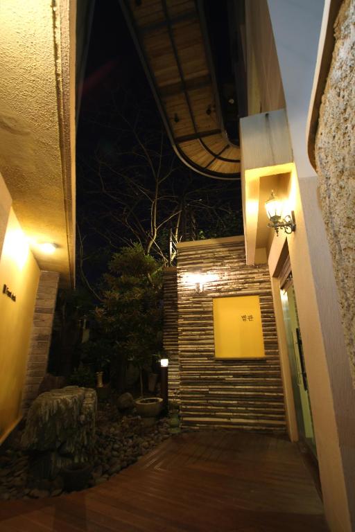 Fotografie z fotogalerie ubytování Daedong Hotel v destinaci Čedžu