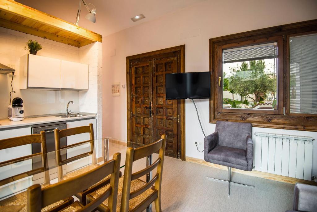 Kuchyň nebo kuchyňský kout v ubytování Finca Valdobar