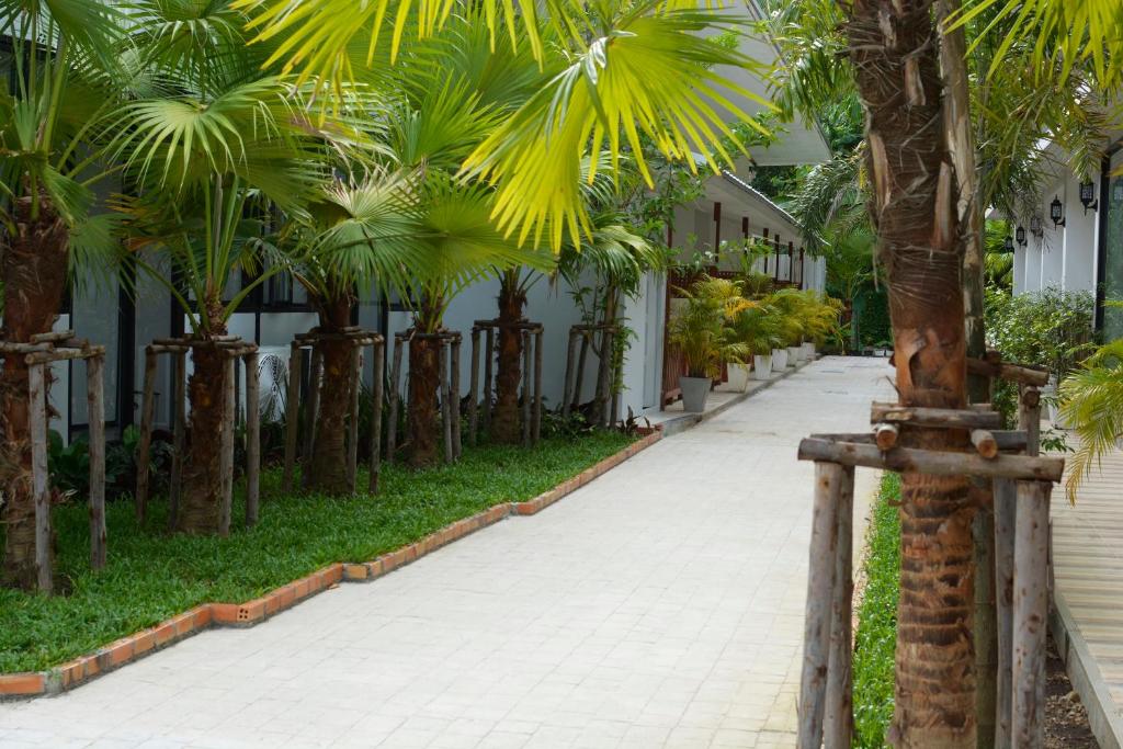 Zahrada ubytování iRest Ao Nang Seafront