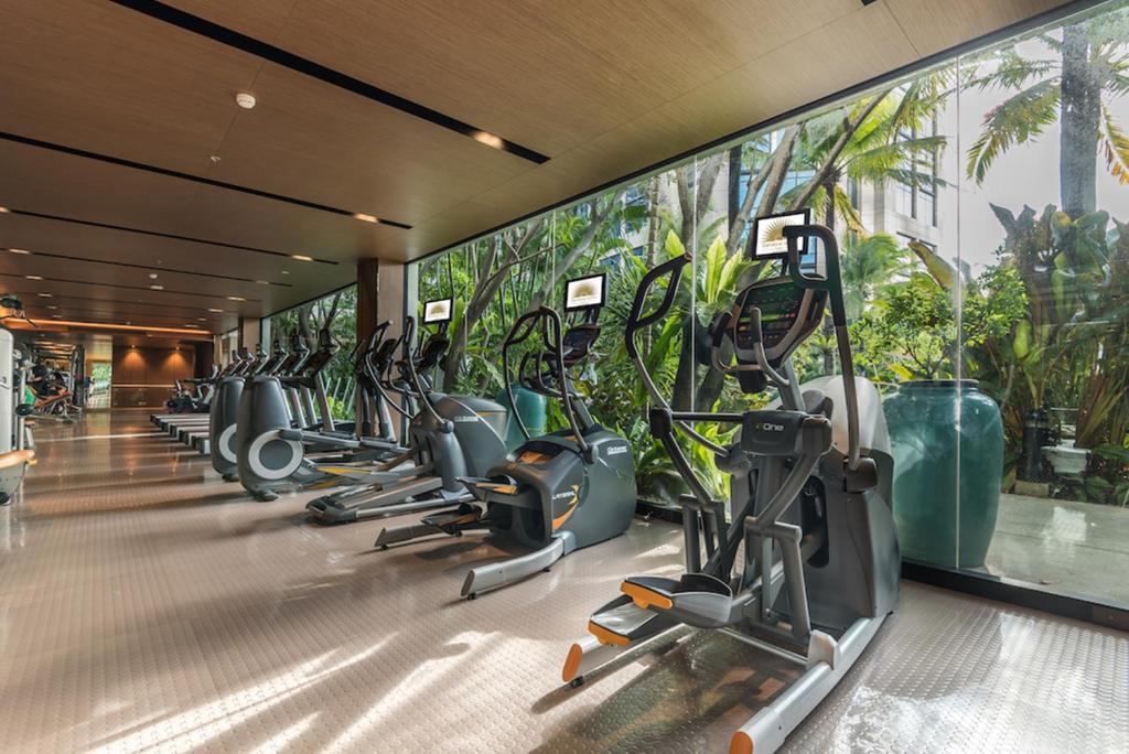 Emporium Suites by Chatrium: gym