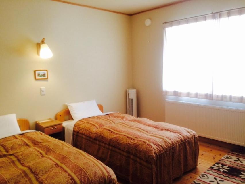 Forestlodge Subaru - Standaard Twin Room