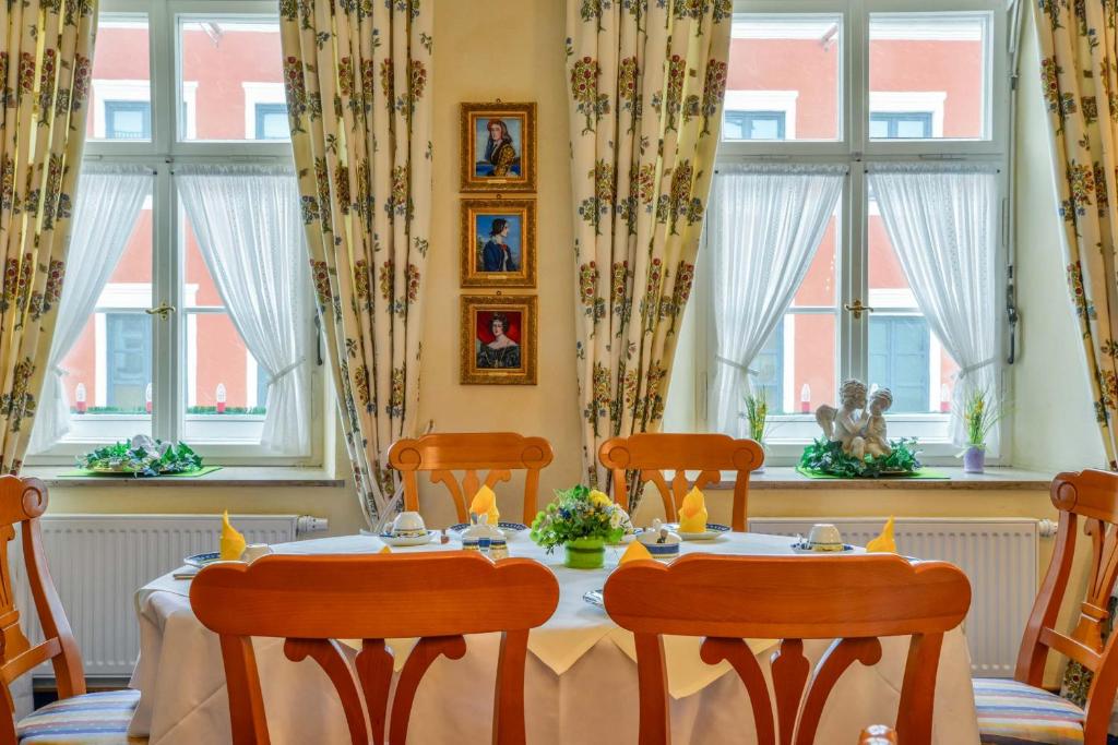 Fotografie z fotogalerie ubytování Hotel Post Murnau v destinaci Murnau am Staffelsee