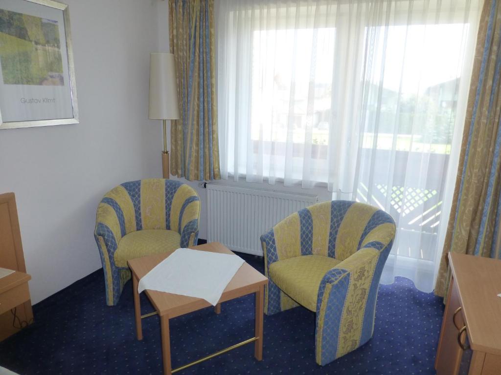 Posezení v ubytování Hotel Weismann
