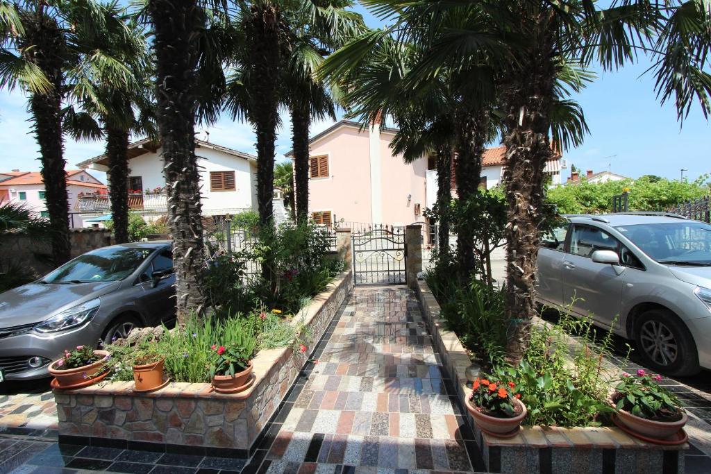 Ogród w obiekcie Apartments Marlina