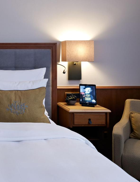 Postel nebo postele na pokoji v ubytování Platzl Hotel - Superior