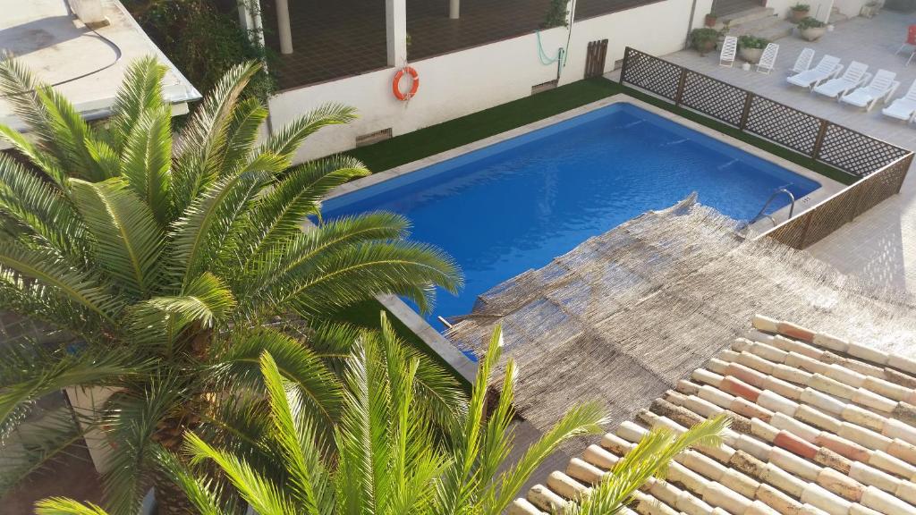 Bazén v ubytování Hotel Balcón de Cazorla nebo v jeho okolí