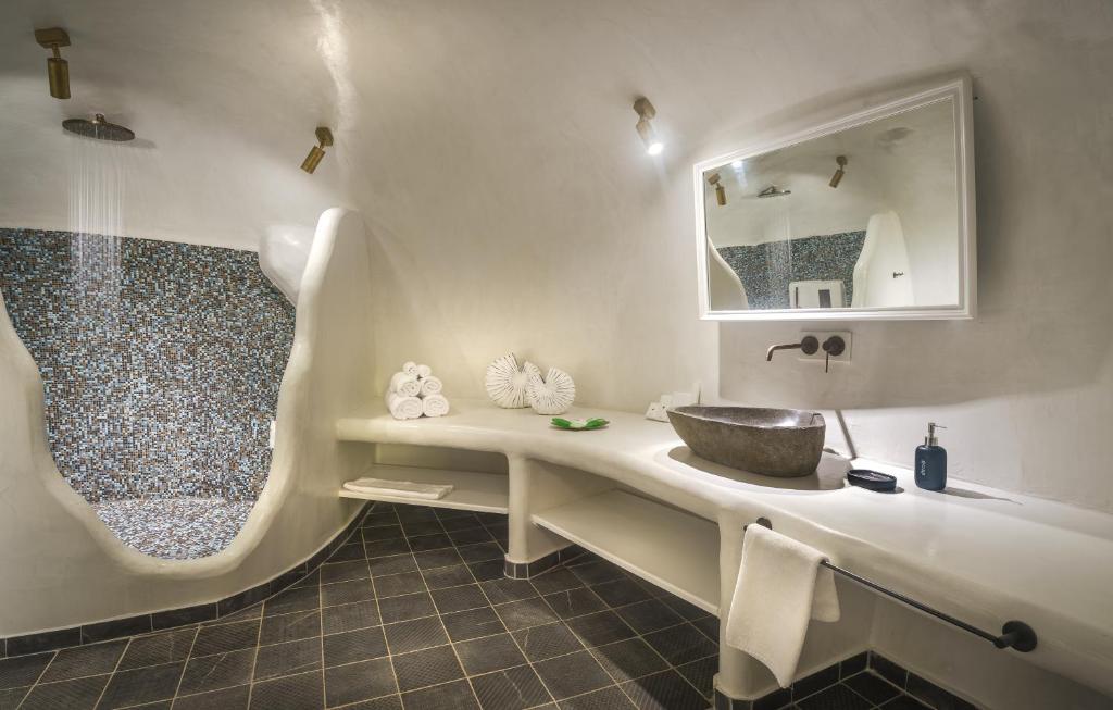 Vannituba majutusasutuses Secret Legend Suites