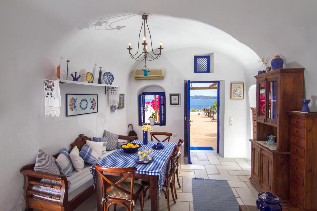 Fotografie z fotogalerie ubytování Ifestio Villas Oia v destinaci Oia