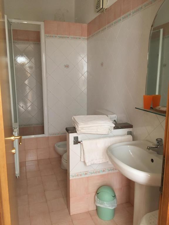 A bathroom at Costa Residence Vacanze