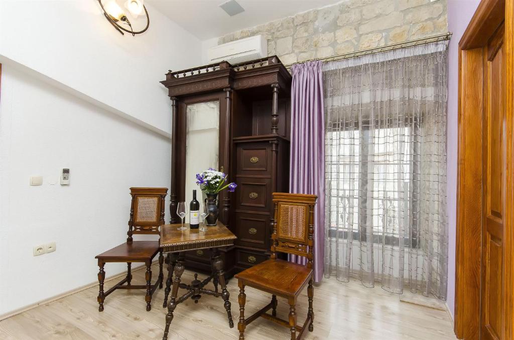 Fotografie z fotogalerie ubytování Palace Derossi v Trogiru