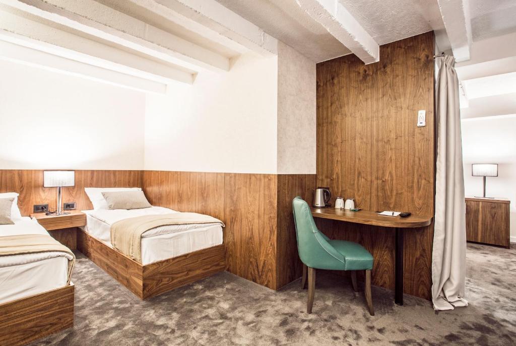Nomad Luxury Suites - 