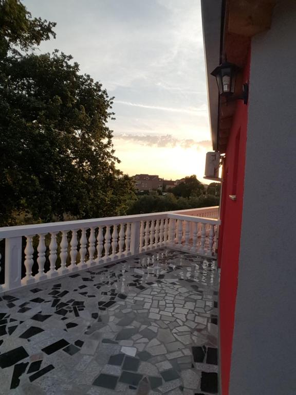 Balkón alebo terasa v ubytovaní Apartments Megi