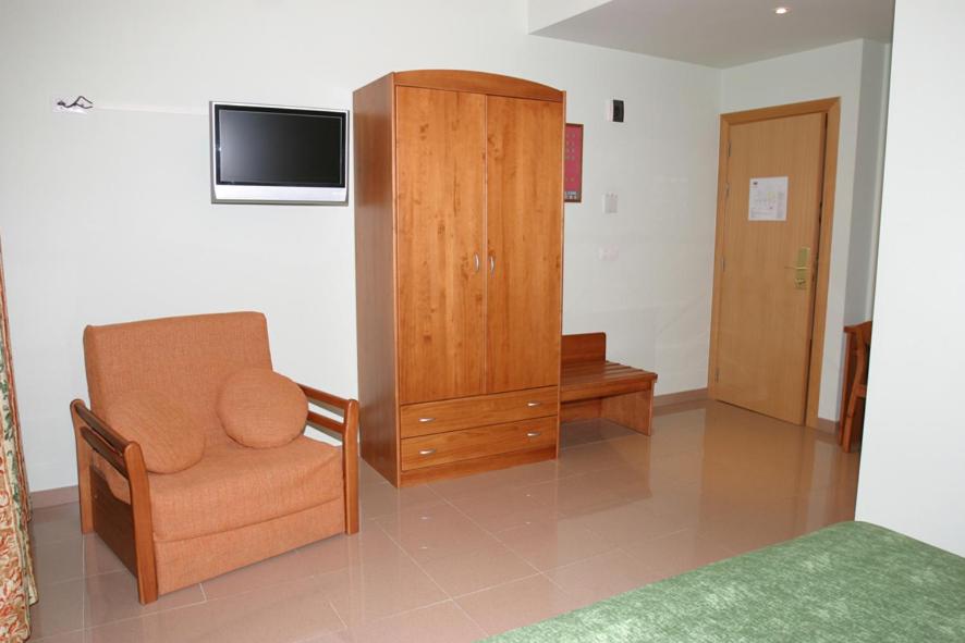 Posezení v ubytování Hotel Fonda Neus