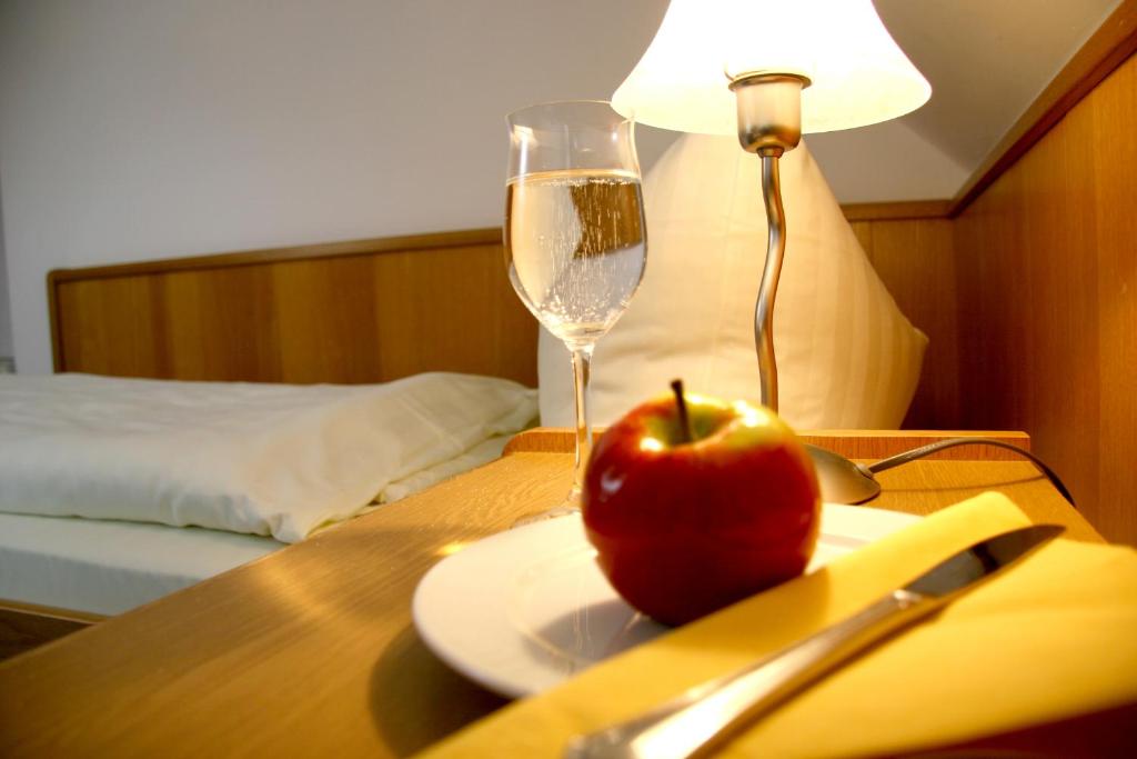 Gasthaus zur Linde - Single Room With Shower