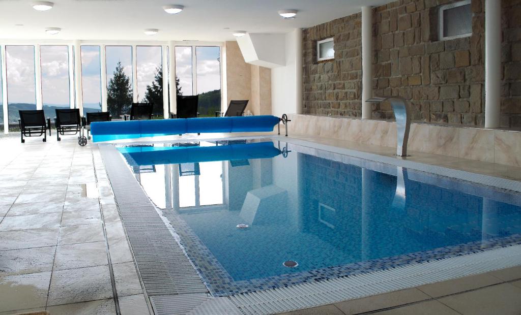 Bazén v ubytování Wellness hotel Chata Jana nebo v jeho okolí