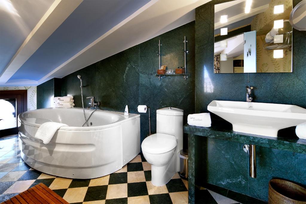 Koupelna v ubytování Hotel Boutique Maribel (Adult Only)
