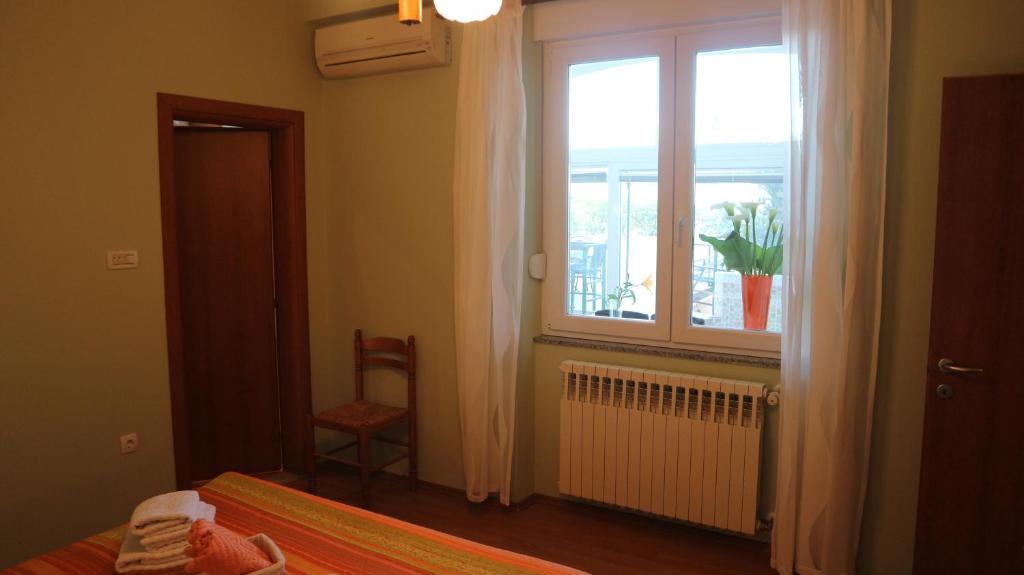 Apartments Komel - 11