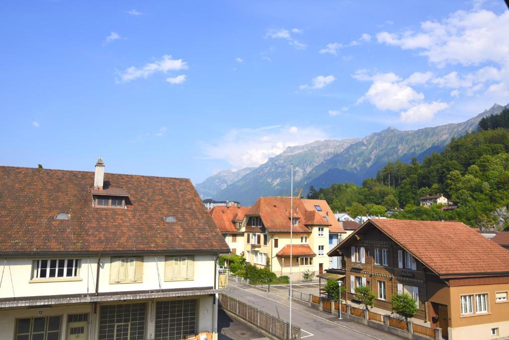 New West Station - Resim 5