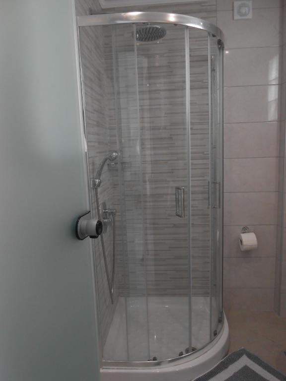 Kúpeľňa v ubytovaní Aristo Apts