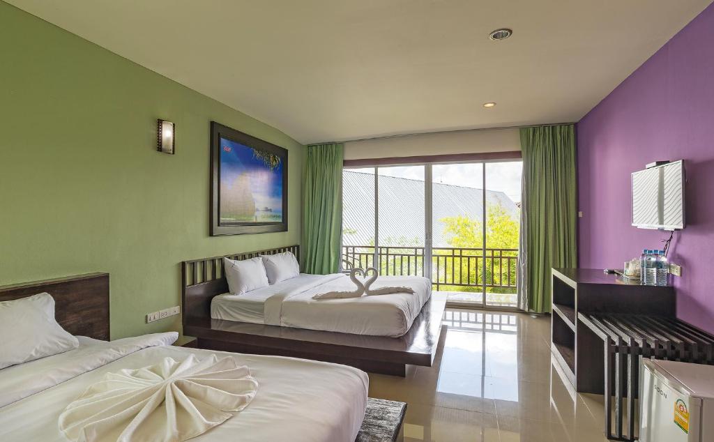 Krabi Home Town Boutique - Resim 5