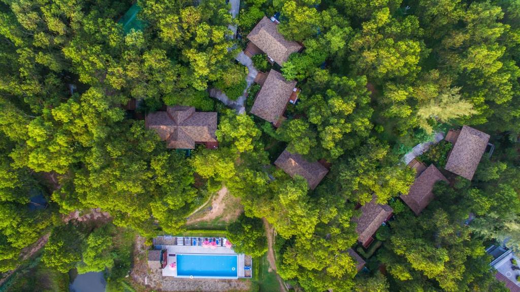 Bazén v ubytování The Touch Green Naiyang Hotel & Fitness nebo v jeho okolí