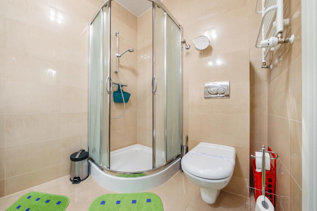 Kúpeľňa v ubytovaní Apartamenty Sun & Snow Kołobrzeg Jantar