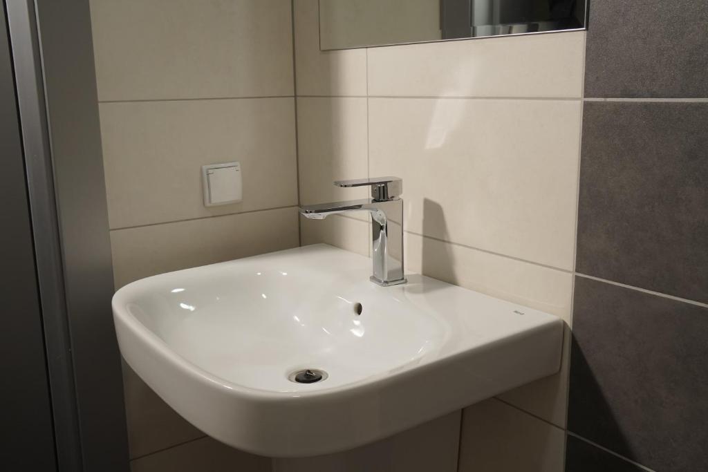 Koupelna v ubytování SmartMotel