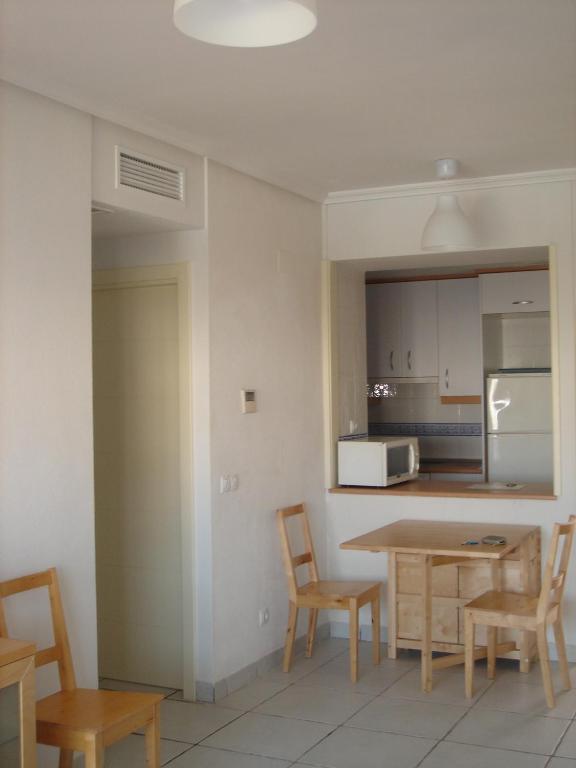 Kuchyňa alebo kuchynka v ubytovaní Apartamento MPS Jardines de Nuevo Vera