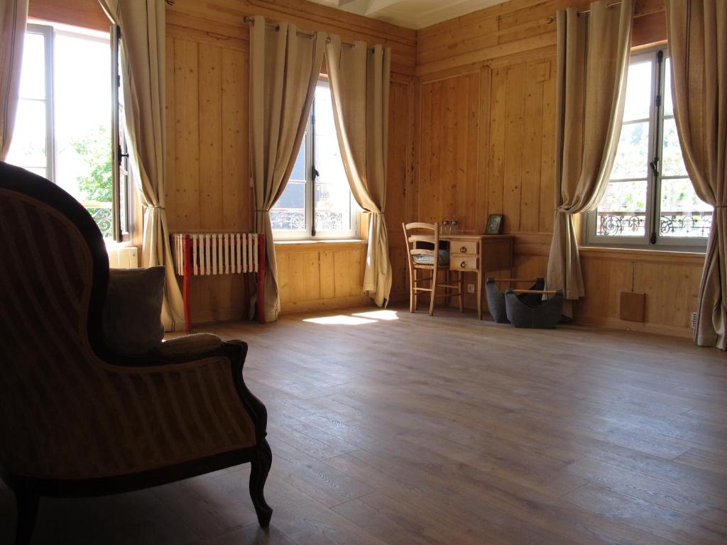 A L'ecole Buissonniere - 7