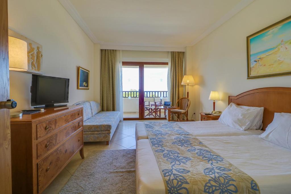 Aegean Melathron Thalasso Spa Hotel - Double Room With Sea View