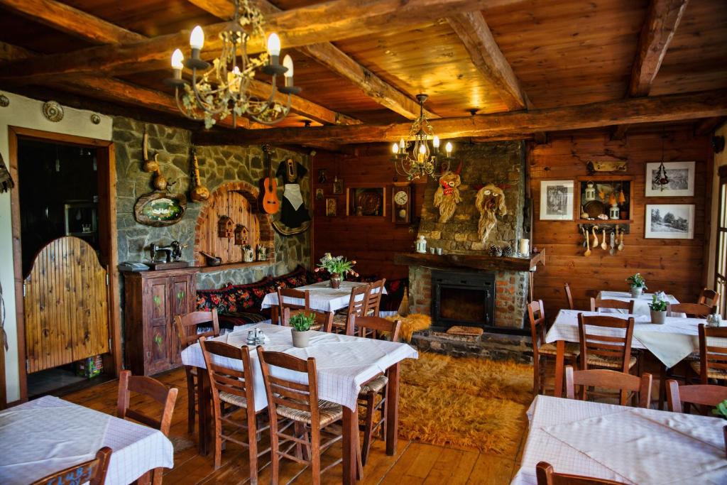 Restaurace v ubytování Arxontiko Agonari