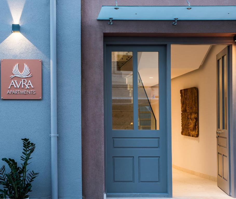 Avra Apartments Venetian Harbour - Deluxe Studio (Acalle)