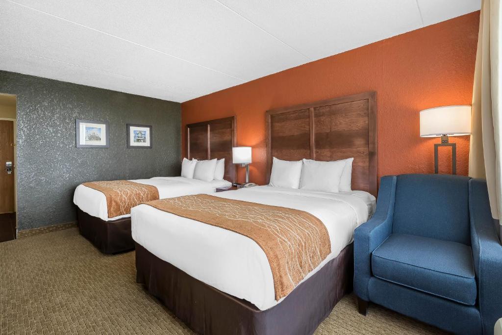 Comfort Inn & Suites Event Center photo