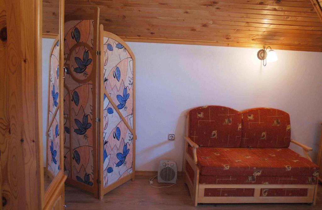 Art - M Gallery - Twin Room - Attic