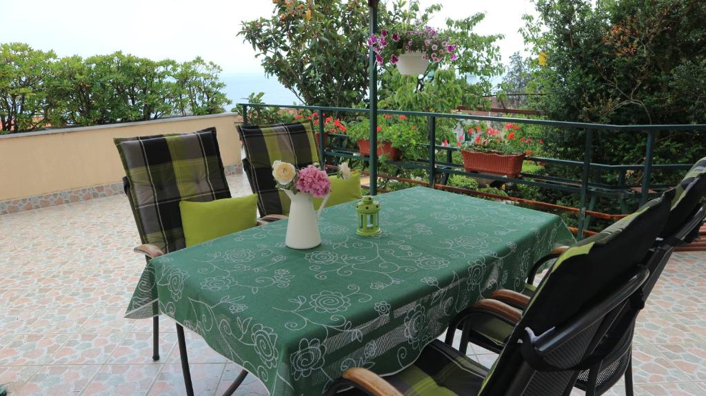 Apartments Komel - 4