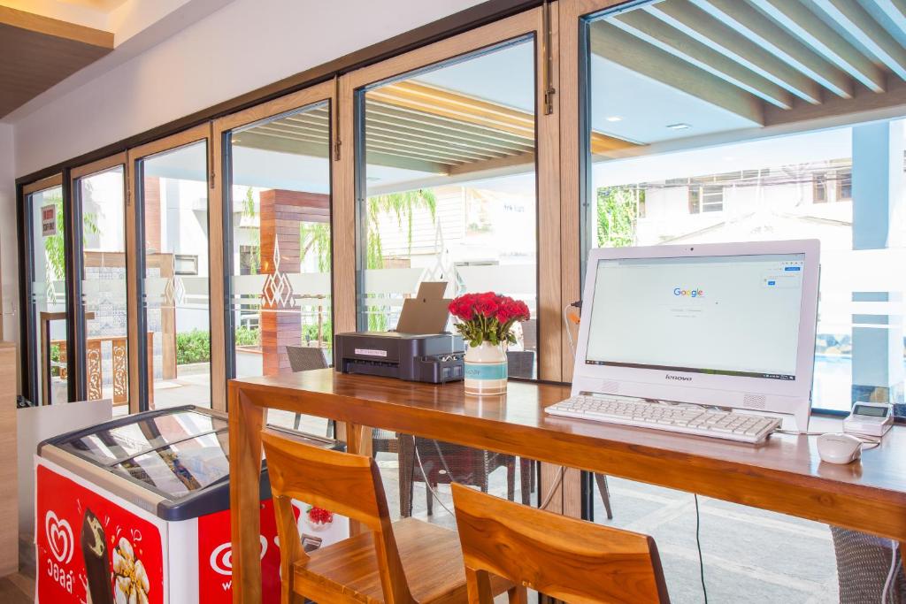 New Siam Palace Ville Hotel - Resim 4