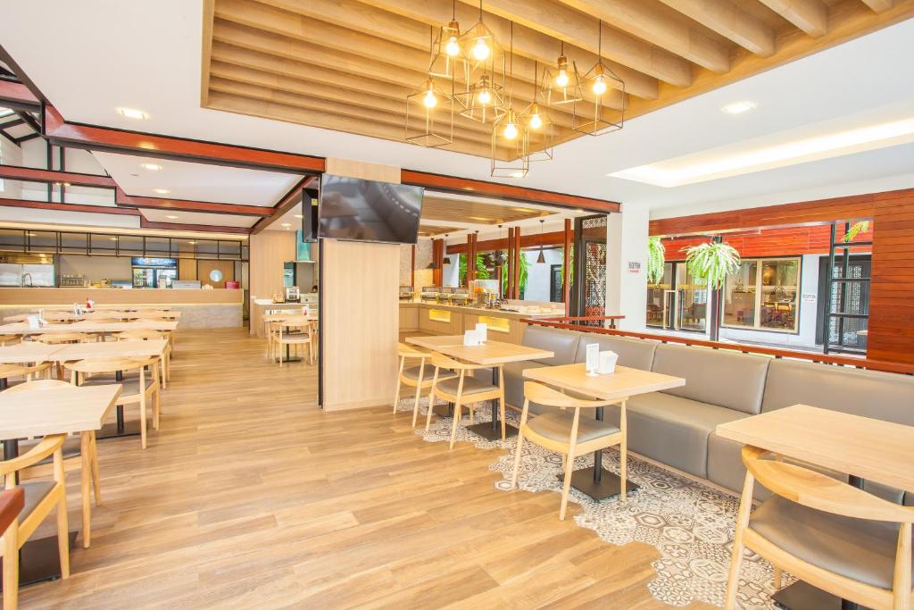 New Siam Palace Ville Hotel - Resim 39