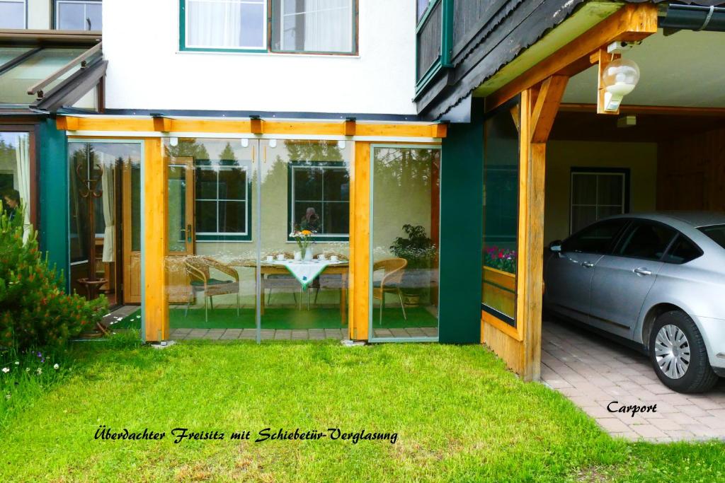Budova, v ktorej sa apartmán nachádza