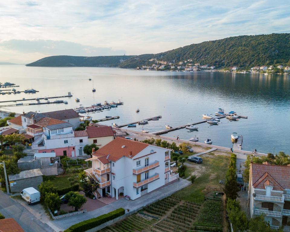 Naturlandskabet i nærheden af lejligheden