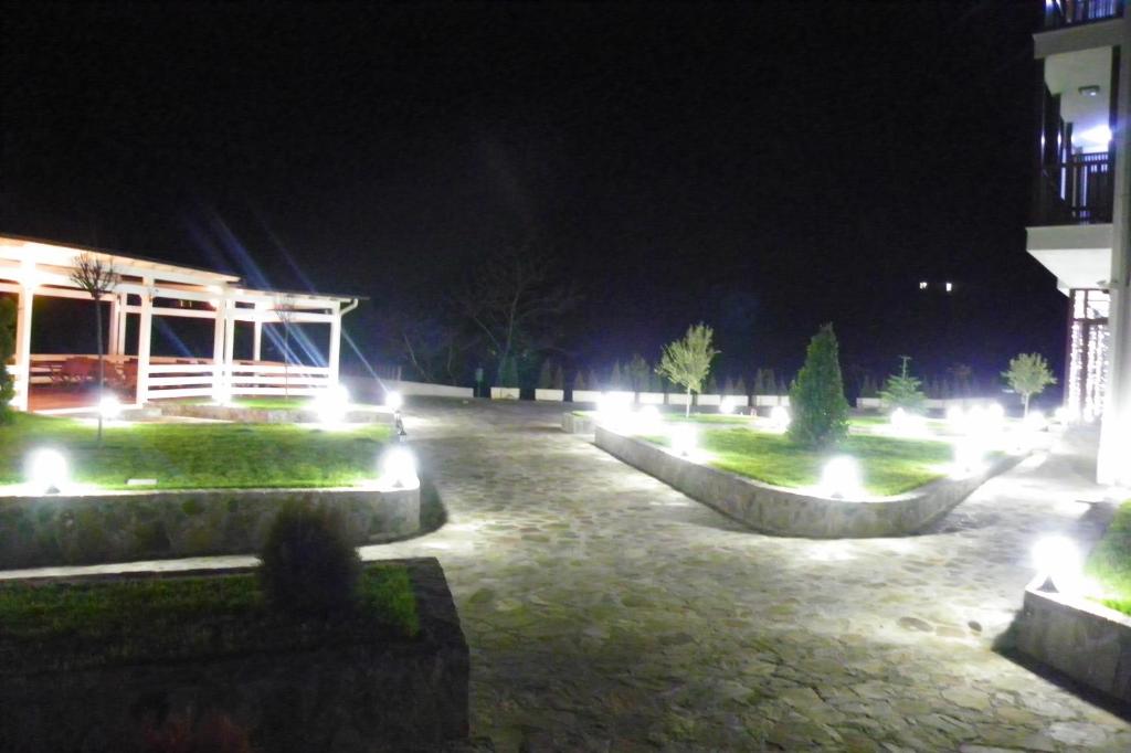 Ein Garten an der Unterkunft Hotel Marub