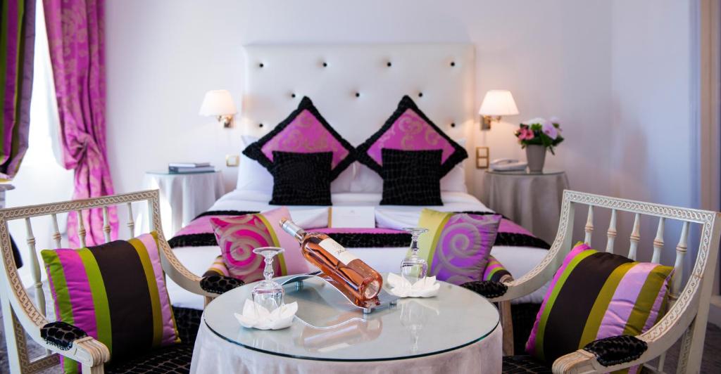 
Junior Suite with Sea View
