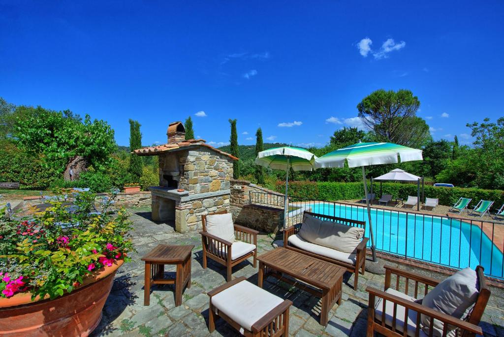Bazén v ubytovaní Casa Scopeti by PosarelliVillas alebo v jeho blízkosti