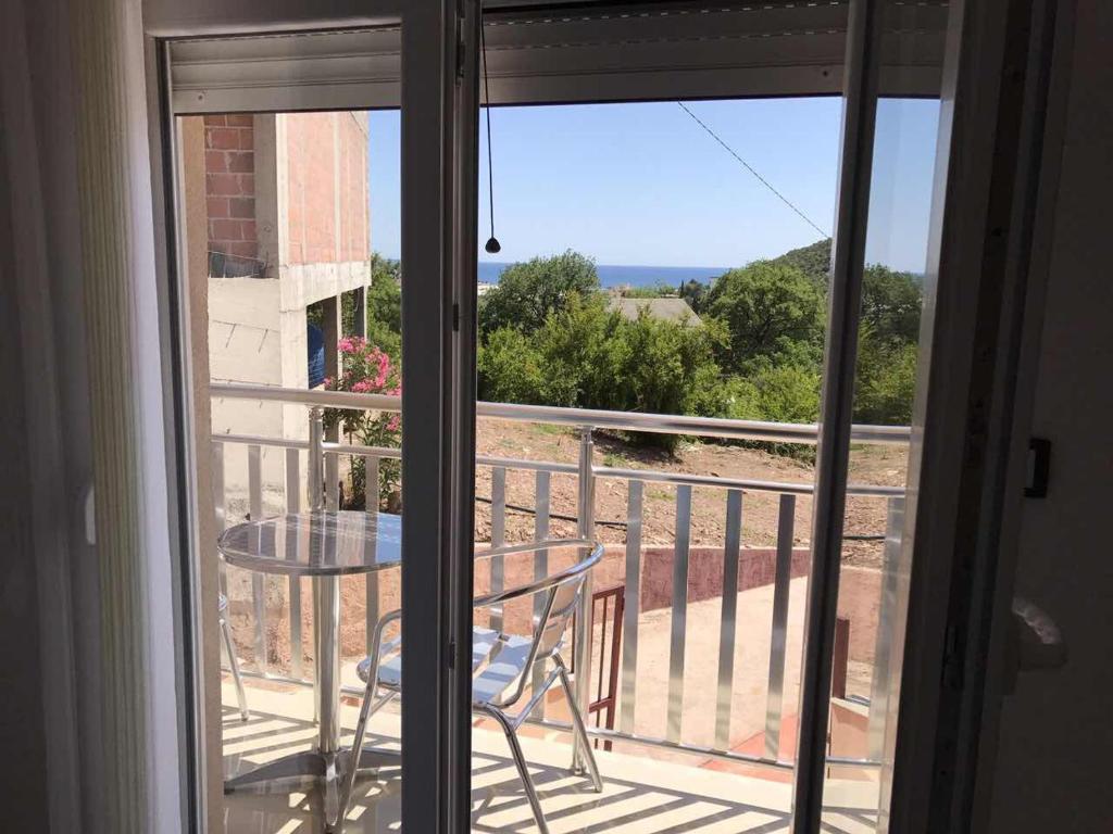 Balkón nebo terasa v ubytování Vip Apartmani Canj