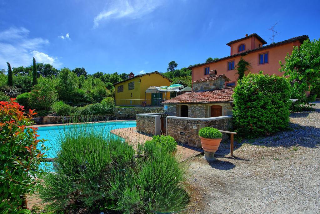 Bazén v ubytovaní Casa Scopeti by PosarelliVillas alebo v jeho blízkosti