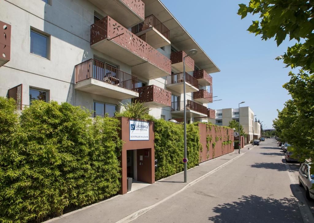 Lagrange Aparthotel Montpellier Millénaire - Resim 1