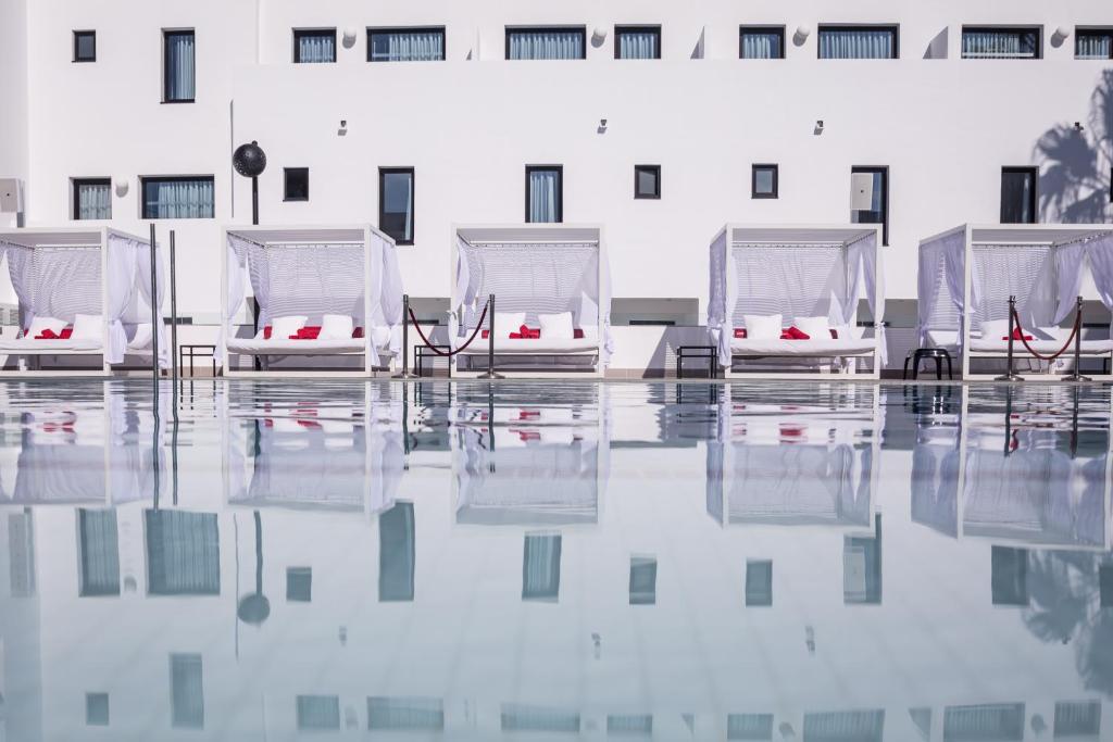 Migjorn Ibiza Suites & Spa, Playa den Bossa – Bijgewerkte ...
