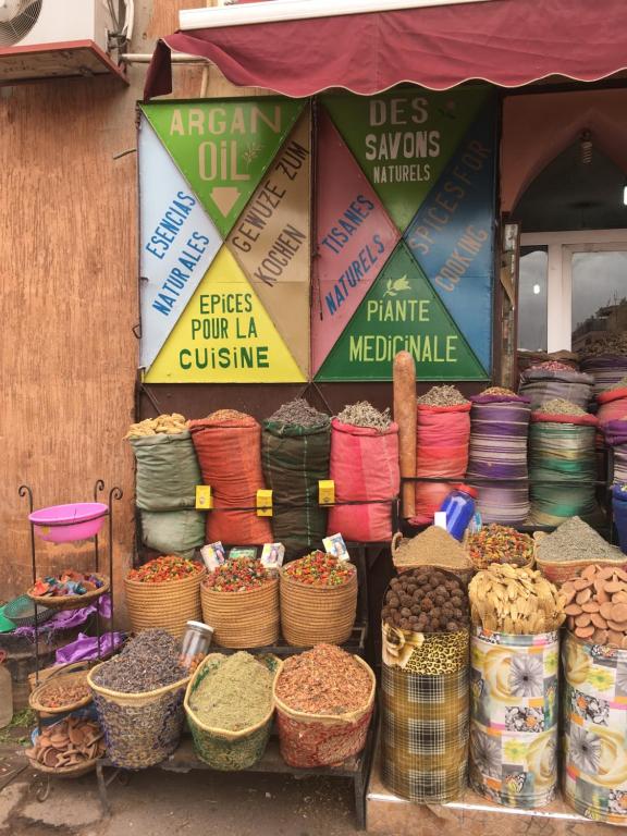 Fotografie z fotogalerie ubytování Riad Laly Tourisme Eclairé Le bijou de la medina v Marrákéši